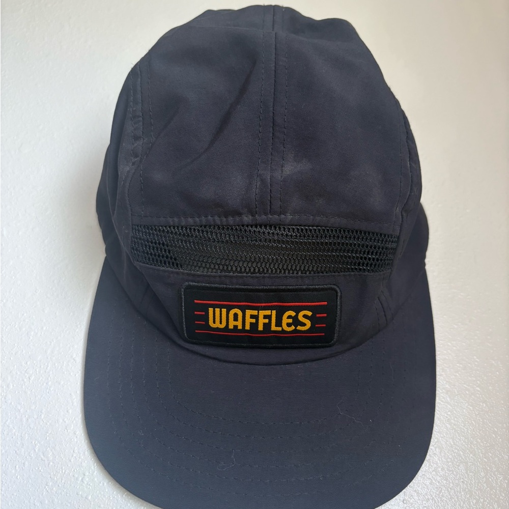 Brist Black Cap with Red Accent